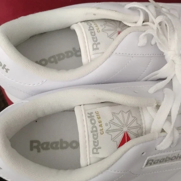 Throwback Reebok - Picture 4 of 5